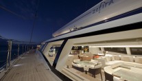 Sailing yacht Zefira Looking In 2